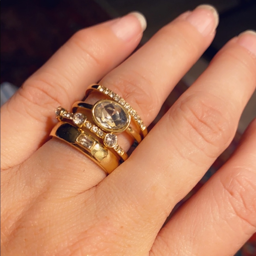 Dainty 4pc Rings - Costume Jewelry